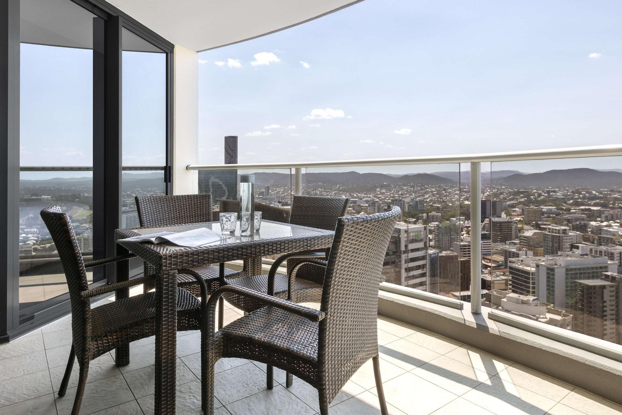 Oaks Brisbane Aurora Suites المظهر الخارجي الصورة