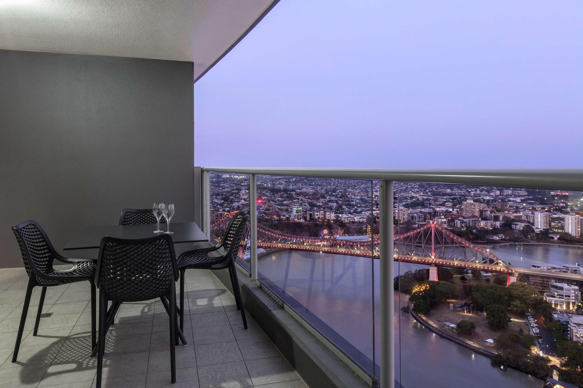 Oaks Brisbane Aurora Suites المظهر الخارجي الصورة