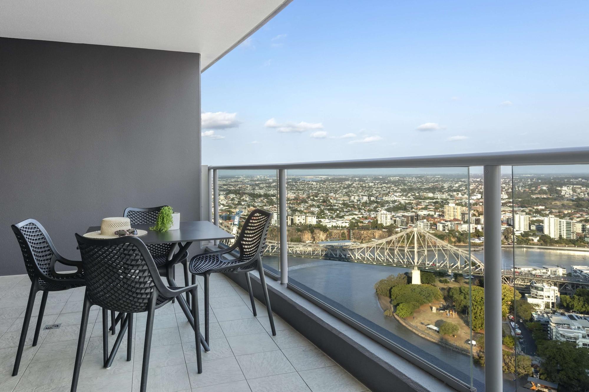 Oaks Brisbane Aurora Suites المظهر الخارجي الصورة