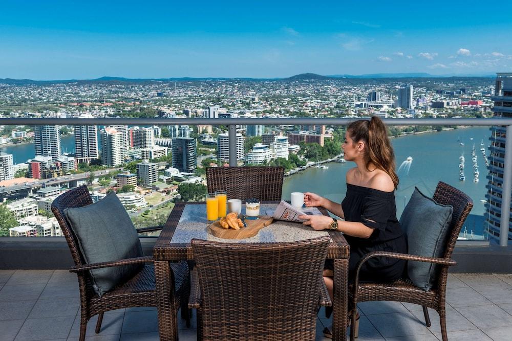 Oaks Brisbane Aurora Suites المظهر الخارجي الصورة