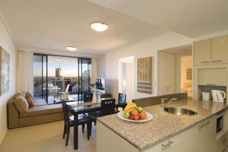 Oaks Brisbane Aurora Suites المظهر الخارجي الصورة